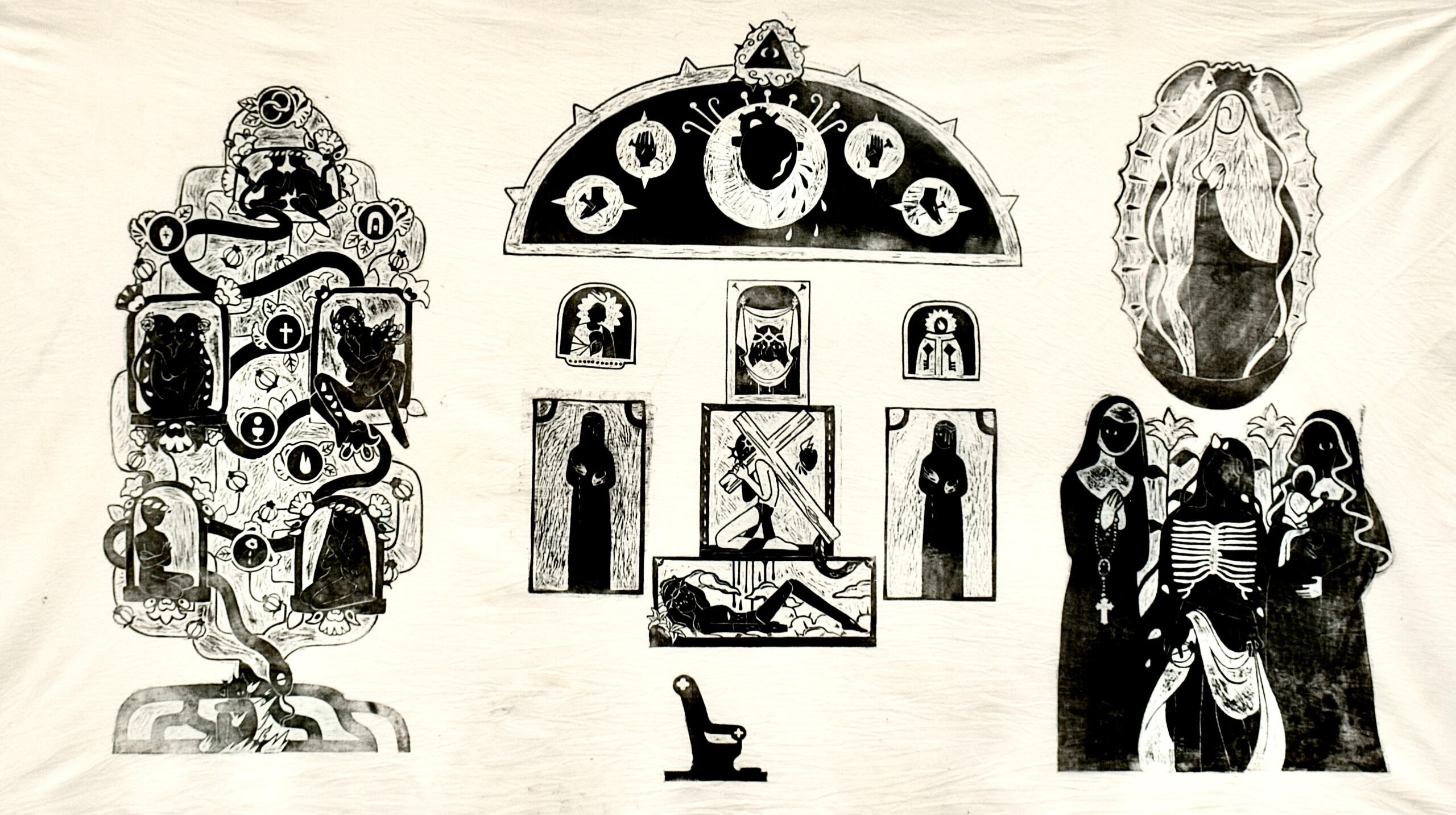 Tríptico completo, versión en tela